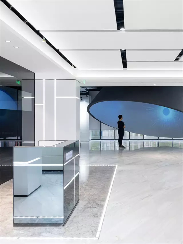 光影變幻·匠心精品 萬科御河硅谷企業公館，科技感與人文溫度的交融